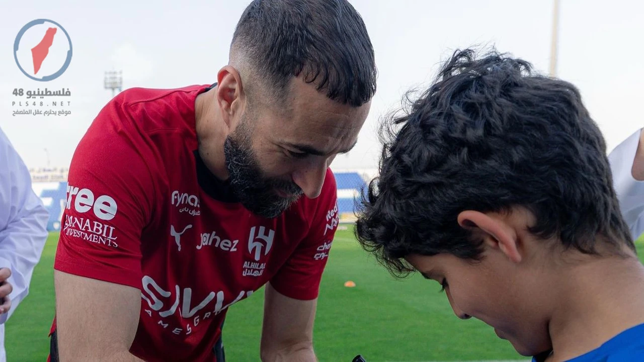 توقيت مواجهة الهلال وضمك في دوري روشن السعودي والقنوات الناقلة للمباراة